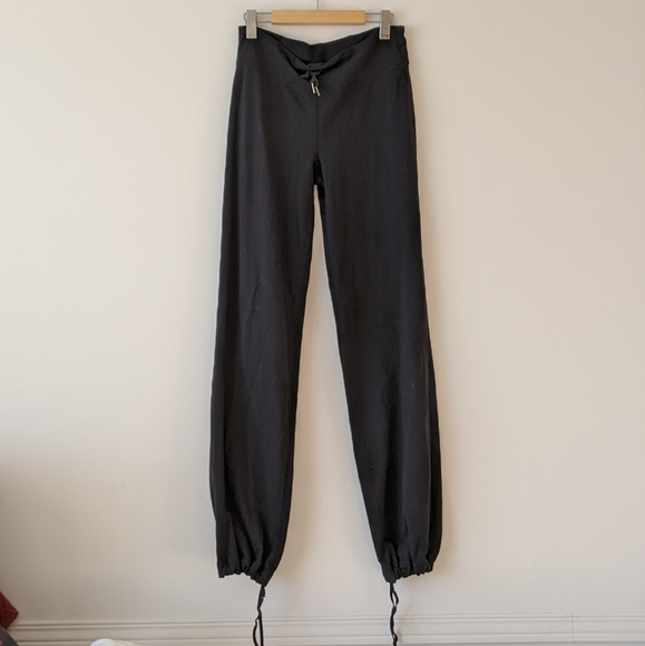 Lululemon black lounge joggers - Picture 3 of 8